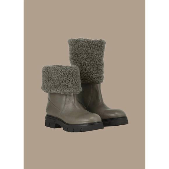 NEW SUMMUM teddy boots in clay - Picture 1 of 6